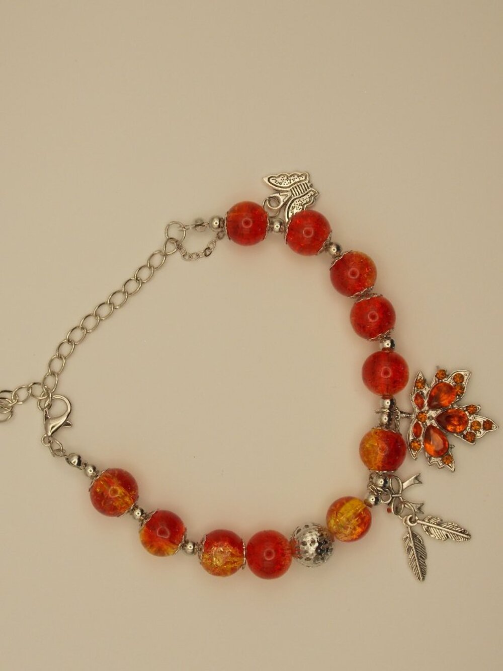 Red Maple Leaf Cracked Burst Glass Beaded Bracelet Charms Elegant Wrist Fashion